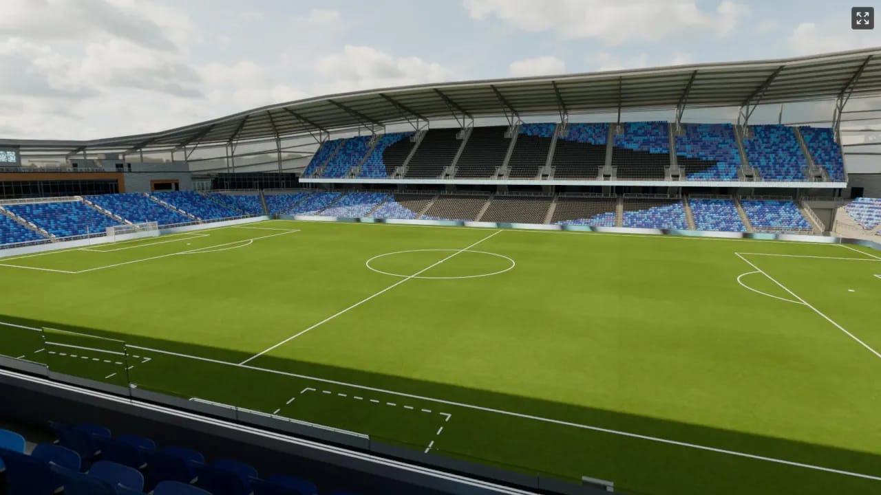 Stadium Club 130, Row 3