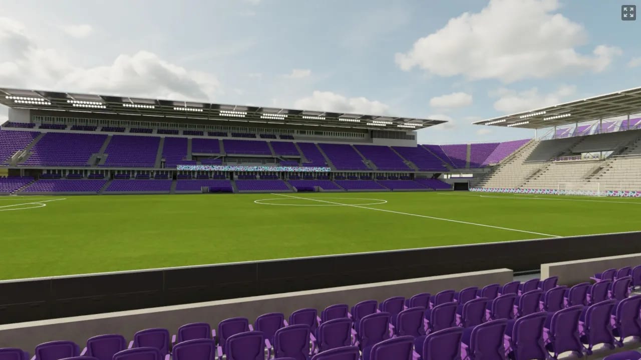 Midfield Club 35, Row E