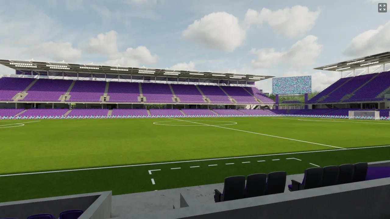 West Club 16, Row D