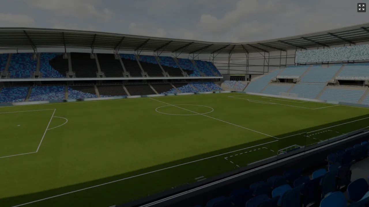 Stadium Club 135, Row 2