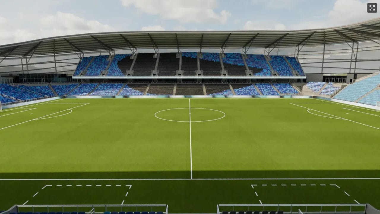 Stadium Club 132, Row 1