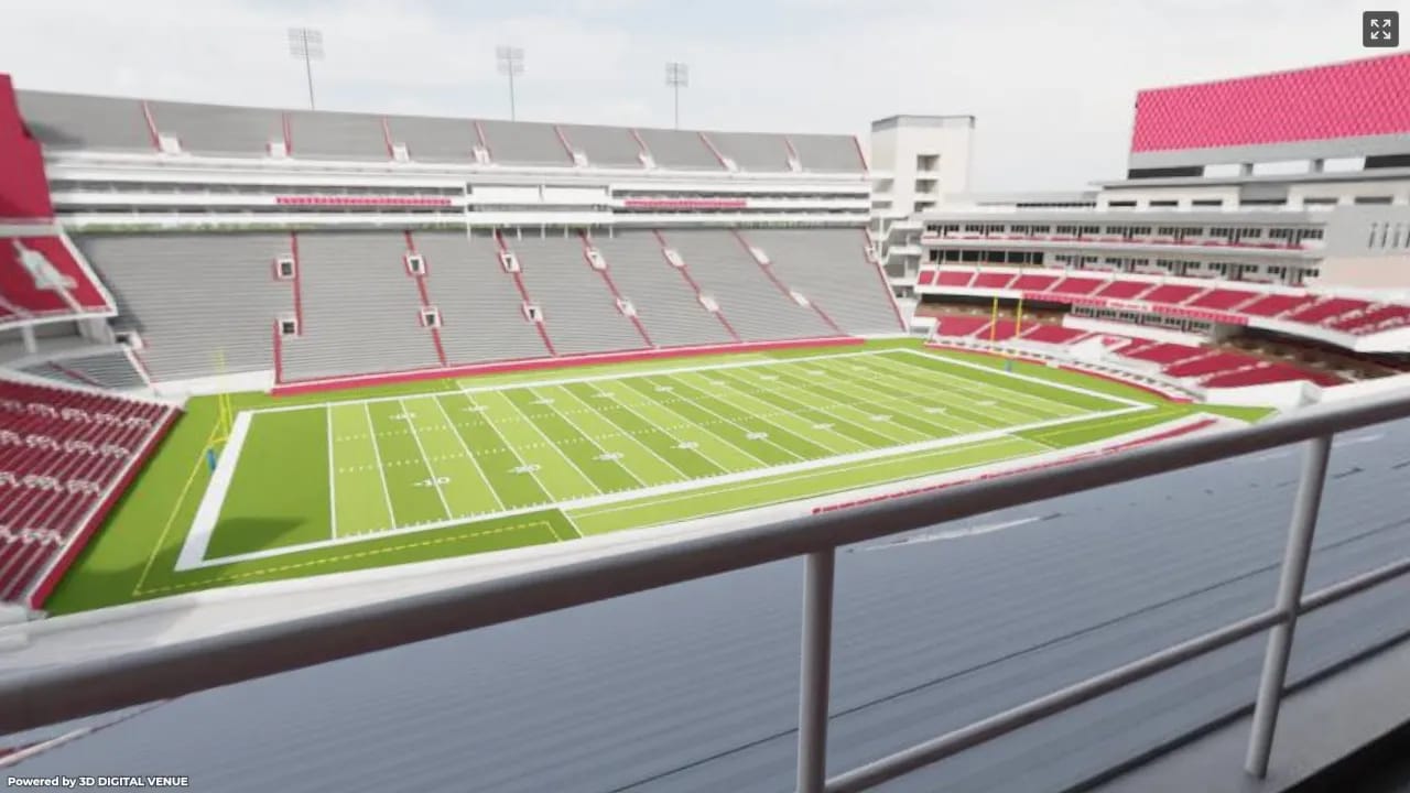 Outdoor Club 222, Row 3