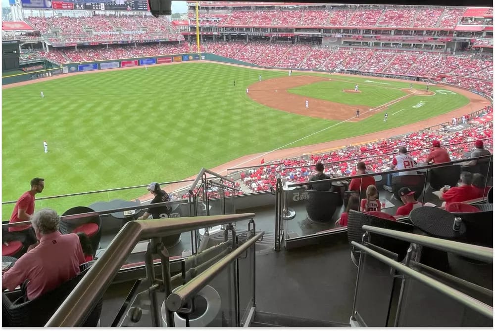 Cincinnati Reds suites and premium seating