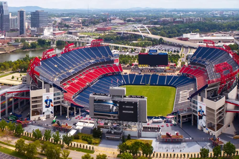 Tennessee Titans suites and premium seating