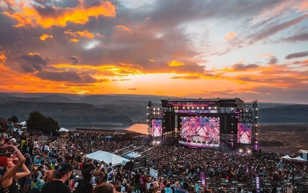 Gorge Amphitheatre suites and premium seating