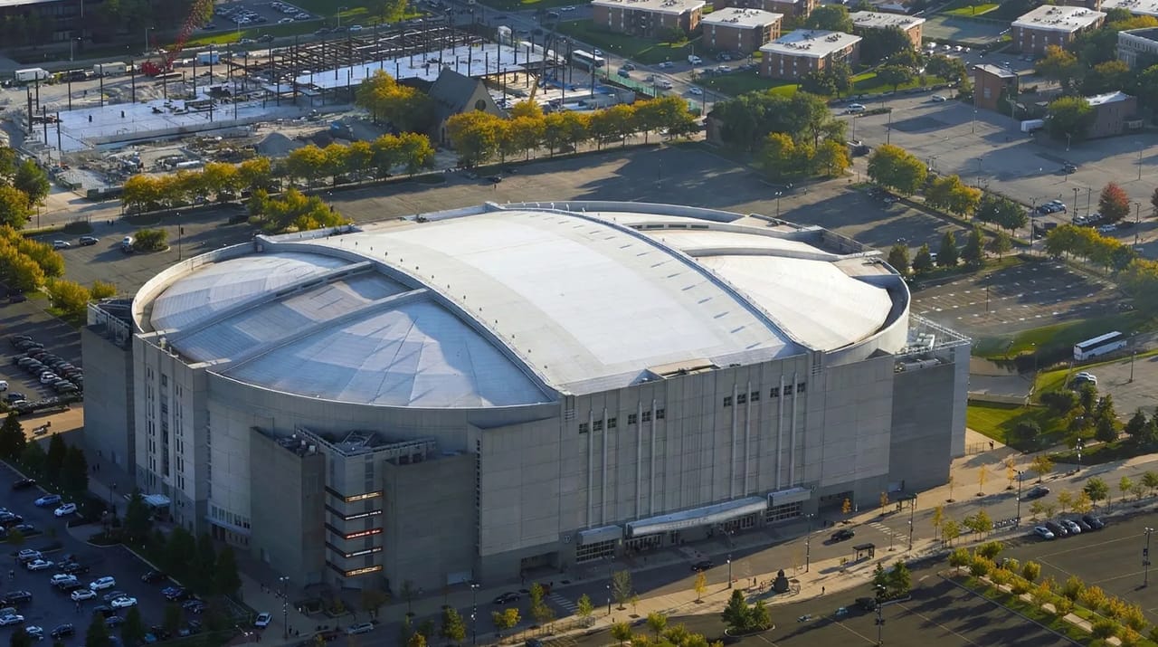 United Center suites and premium seating