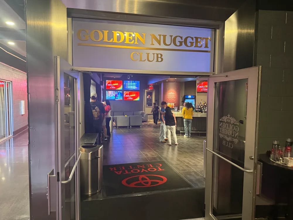 Golden Nugget Club photo 3