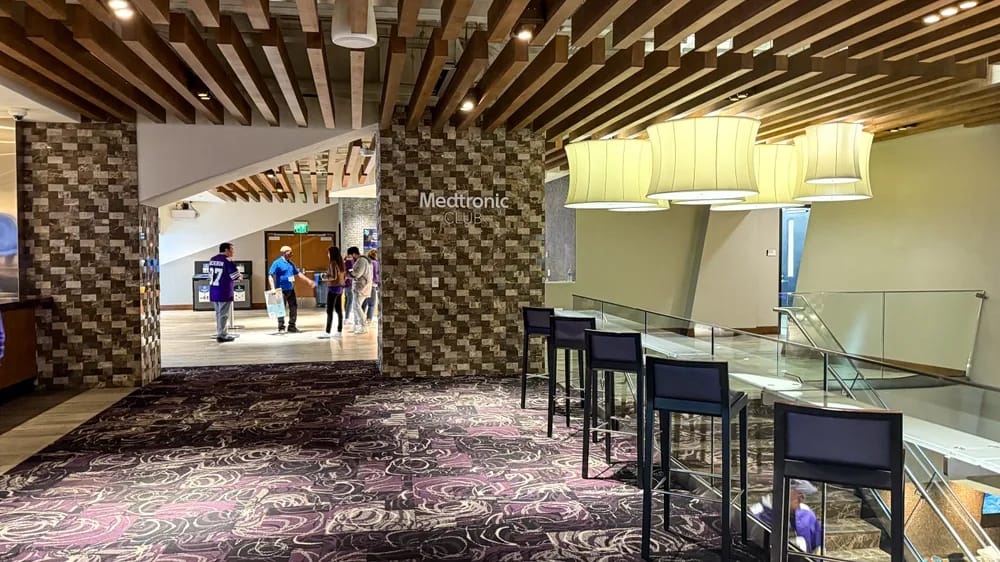 Medtronic Club entrance