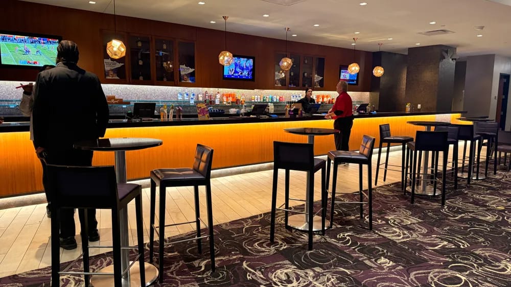 Medtronic Club Bar