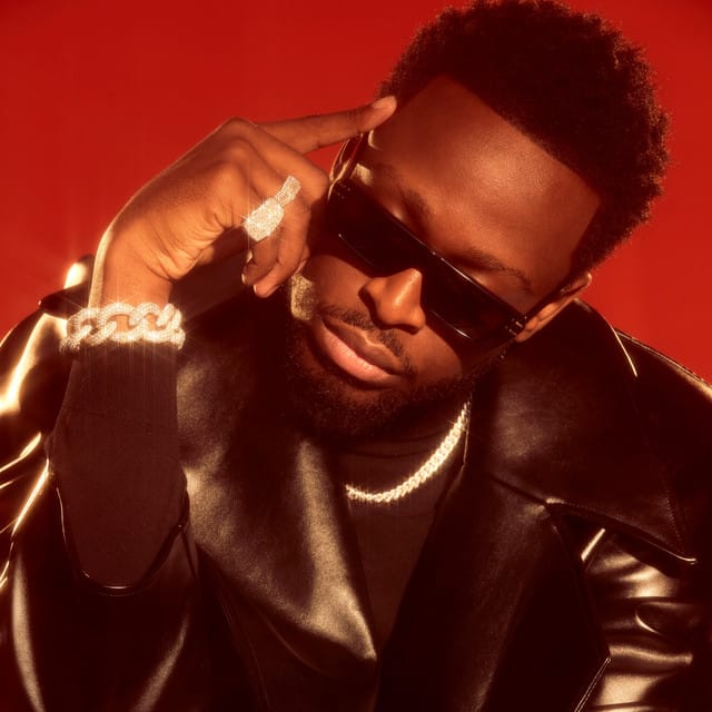 Dadju suites and premium seating