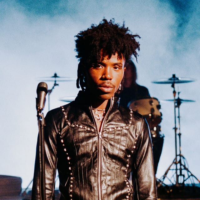 DeWayne suites and premium seating