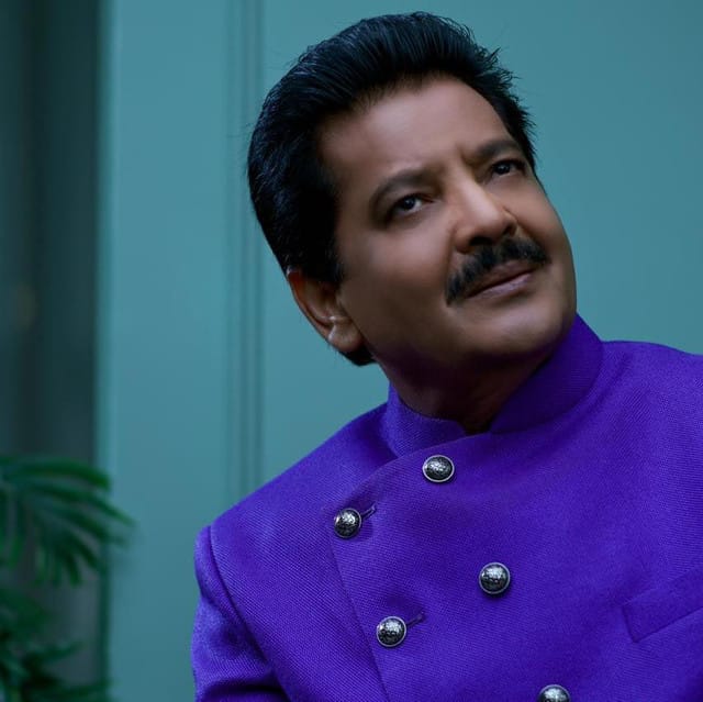 Udit Narayan suites and premium seating