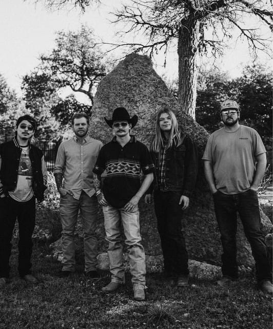 Logan Ryan Band suites and premium seating