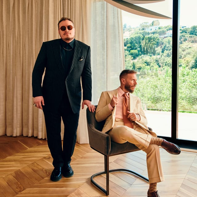 Sin Bandera suites and premium seating