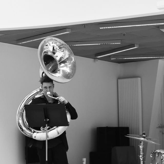 New Orleans Jazz Festival suites and premium seating