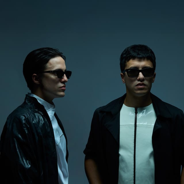 Peces Raros suites and premium seating