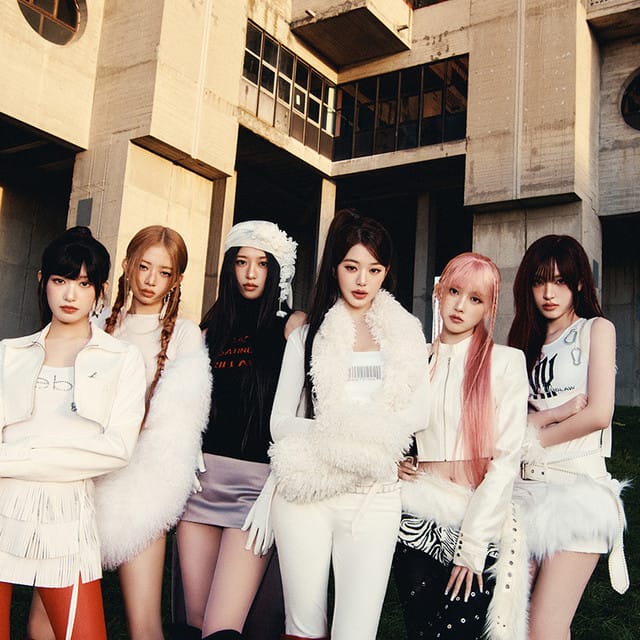 Legends Box 208, Row 2