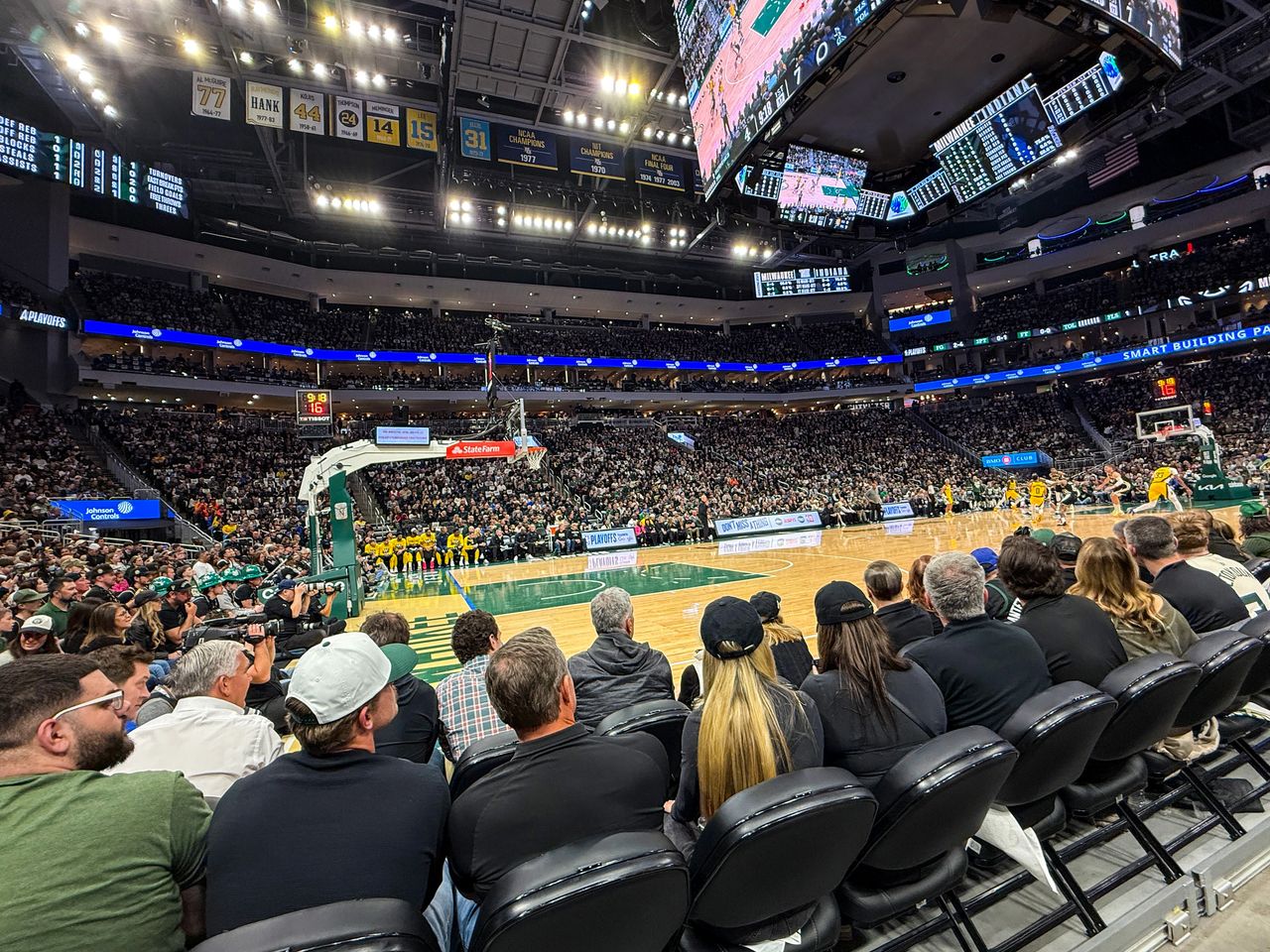 Courtside & Glass Seats image